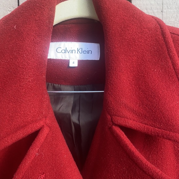 Calvin Klein Beautiful dark red, cherrie coat. - Picture 2 of 3